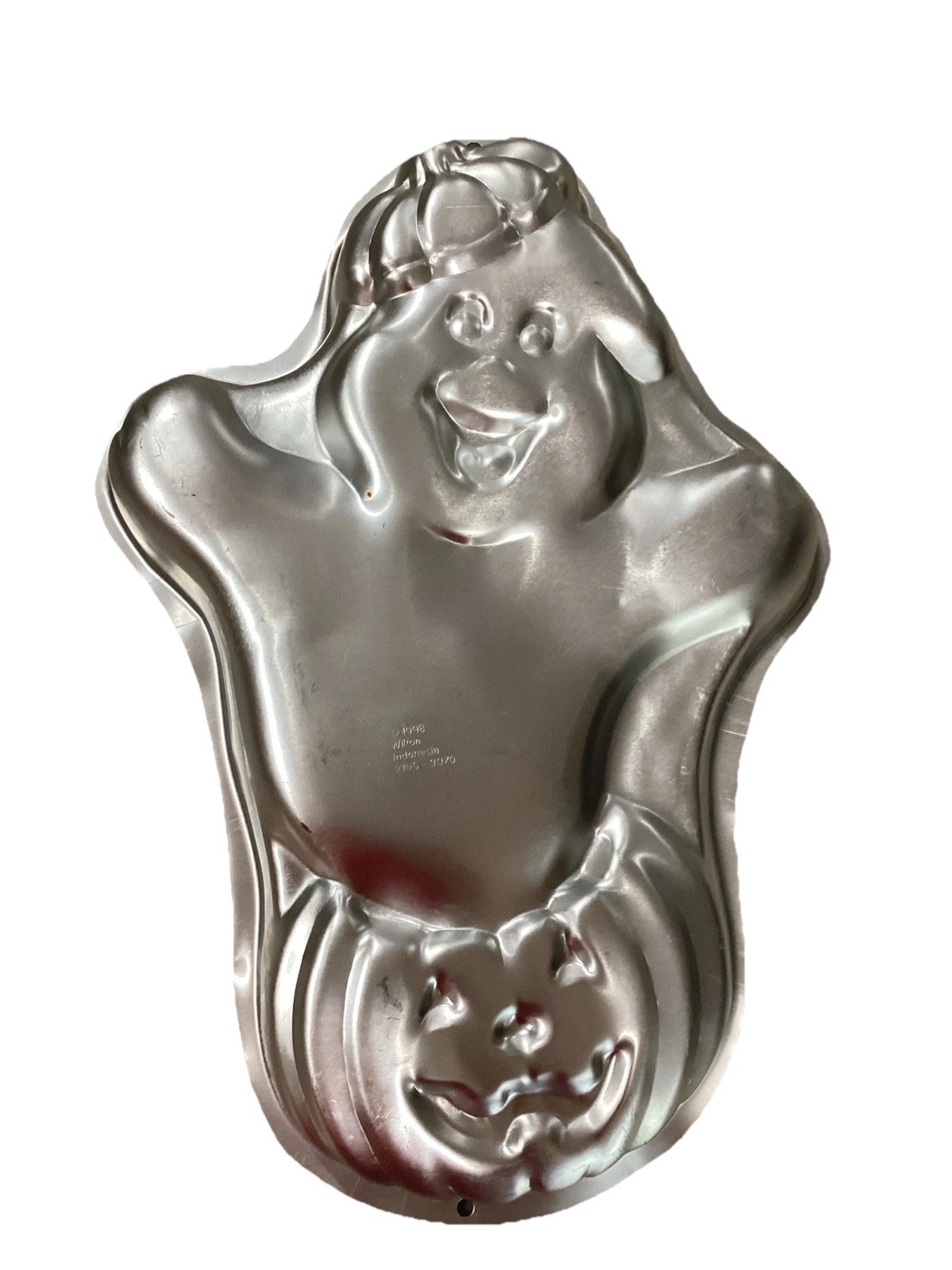 Wilton Happy Ghost in Pumpkin Aluminum Cake Pan – 1998 – #2105-3070 Halloween