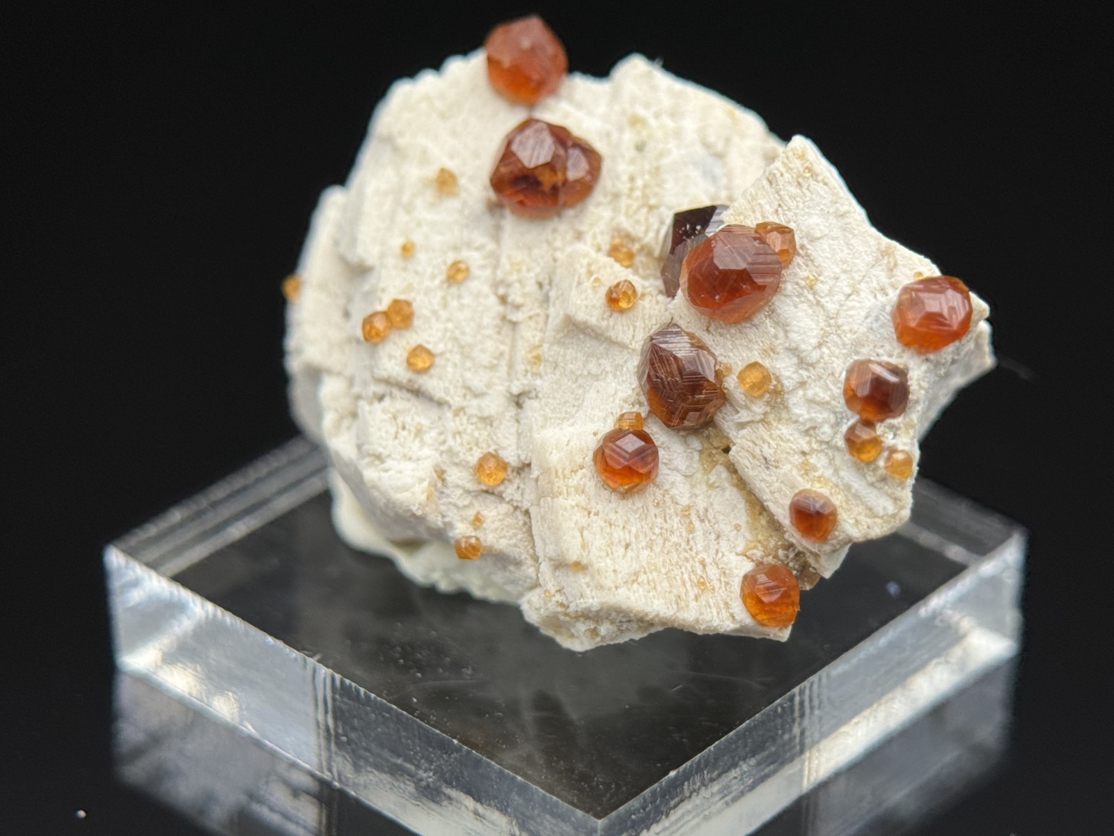INSANE GROWTH STRIATIONS ON MULTICOLORED SPESSARTINE GARNET: Fujian China