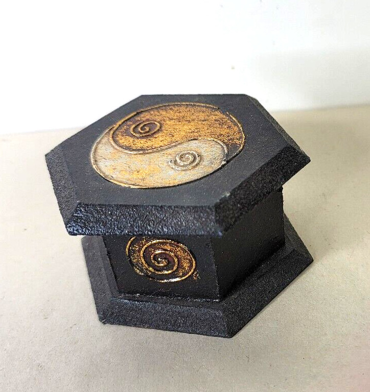 Treasure Box Yin Yang Symbol Hand Crafted Indonesia 6 Sides 3.5 x 2 Inches