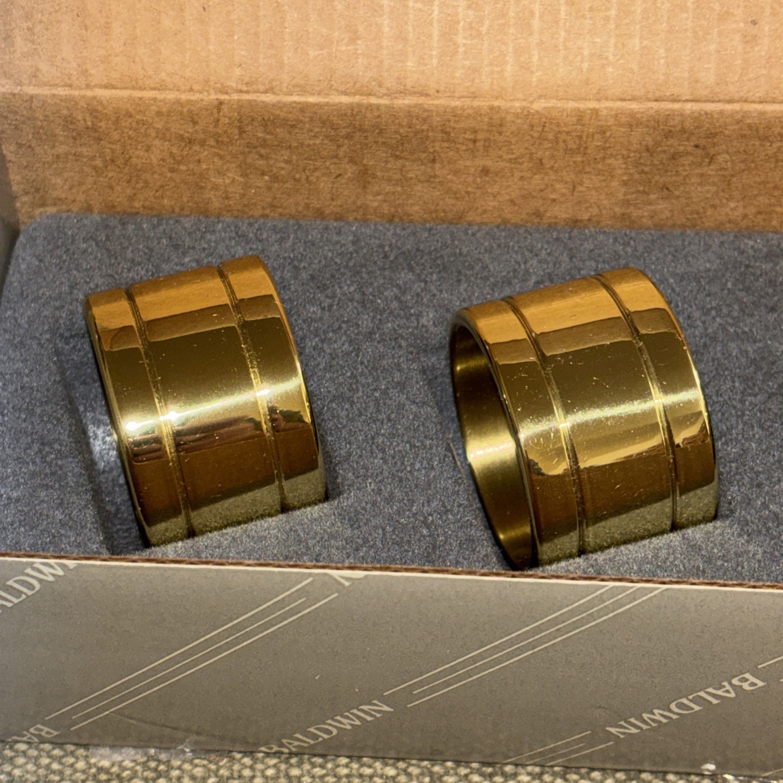 BALDWIN Napkin Rings Devon Polished Brass Set of 4 #7534 Original Box.