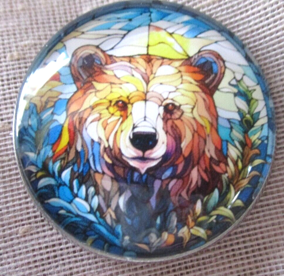 LRG GLASS DOME PICT “STAINED GLASS ” BROWN BEAR W BRANCHES BUTTON 30mm