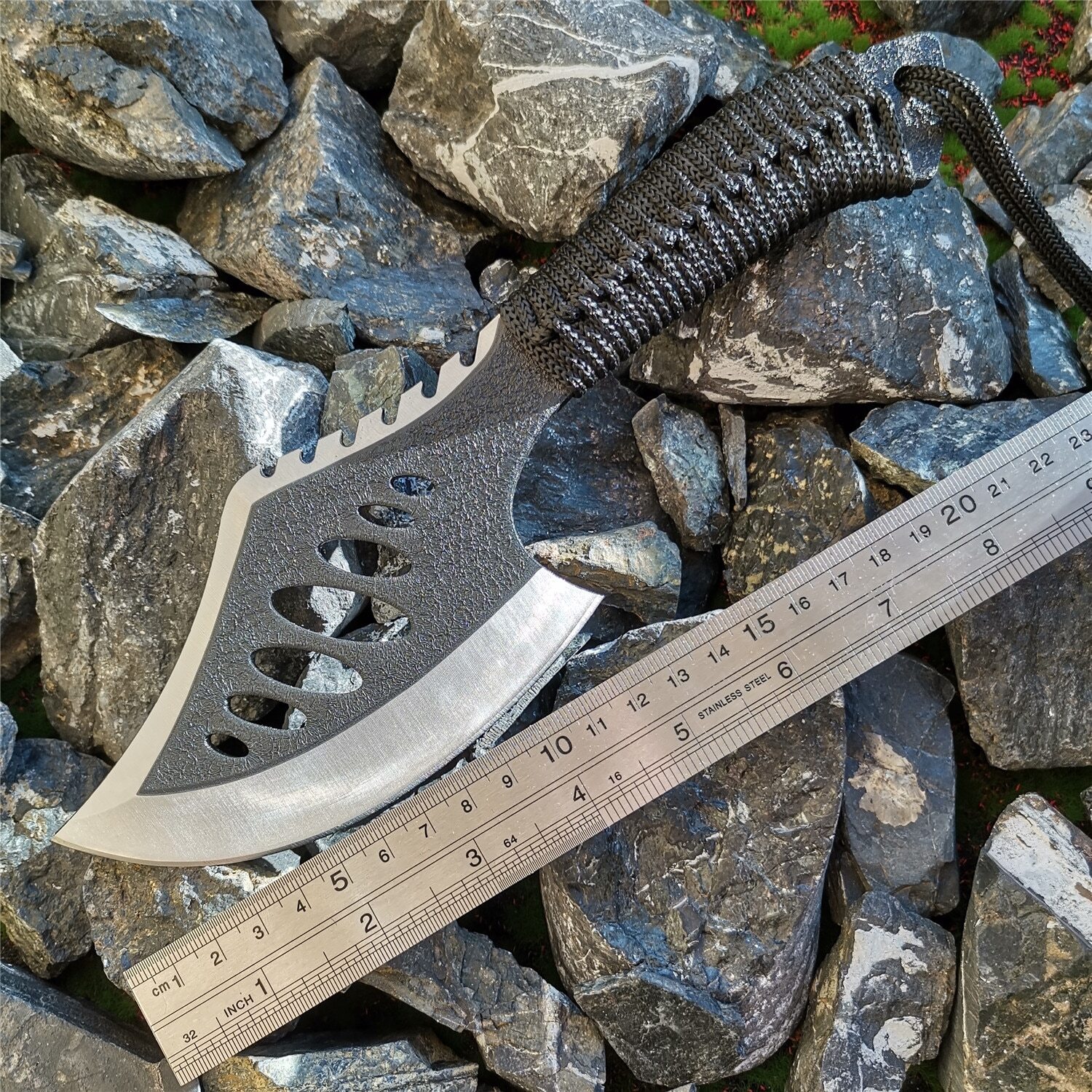 Exquisite Field Combat Universal Binding Handle for Self Defense Sharp Axe Tool