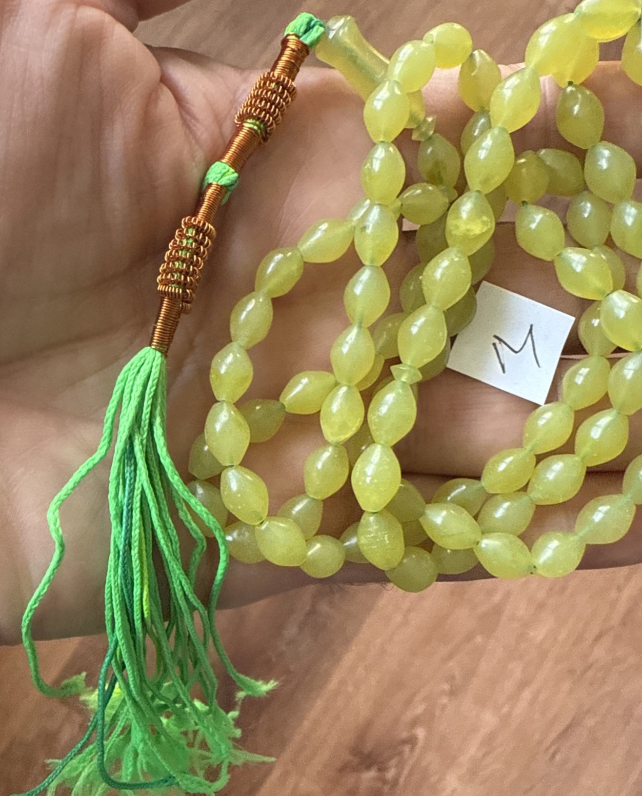 RARE GREEN 99 BEADS أخضر نادر GENUINE SHAH MAGHSOUD 49 cm شاه مقصود تسبيح