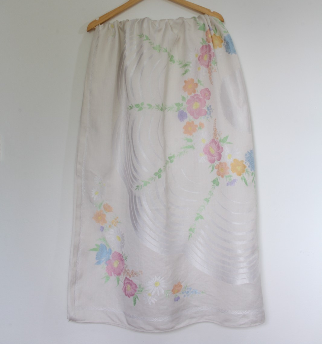 Vintage Double Damask tablecloth table linen Old Bleach coloured flowers square
