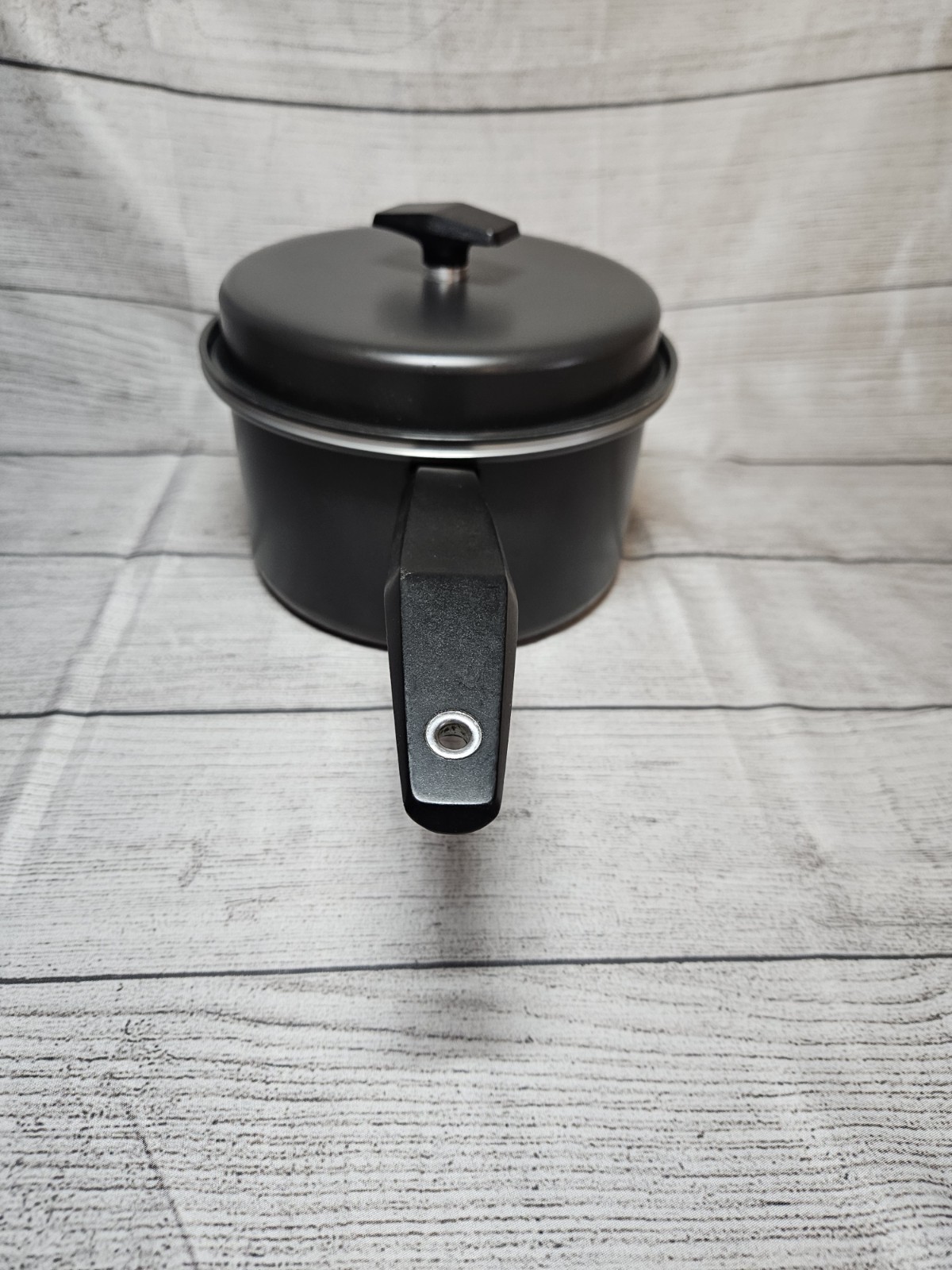 West Bend Miracle Maid 8.25″ Sauce Pan With Lid Anodized Aluminum Gray-4.5″ Deep