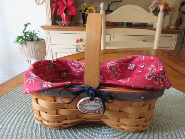 Longaberger 2000 Shaker Taker Basket Liner, Protector, Tie-On