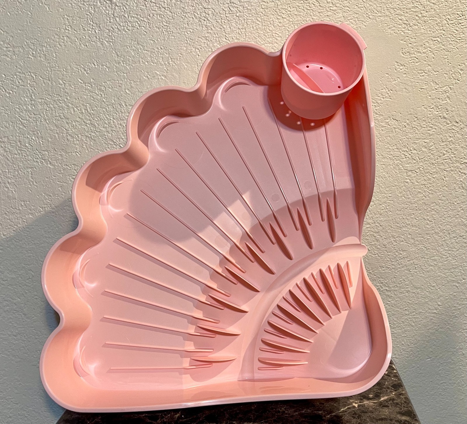 Tupperware Easy Dry Shell Shape Dish Drainer Rack Pink Color
