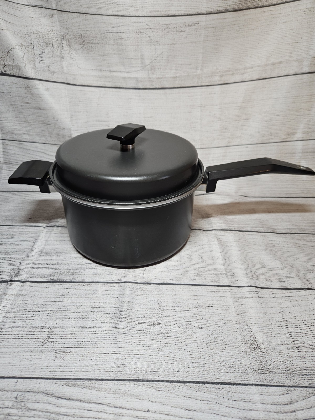 West Bend Miracle Maid 8.25″ Sauce Pan With Lid Anodized Aluminum Gray-4.5″ Deep