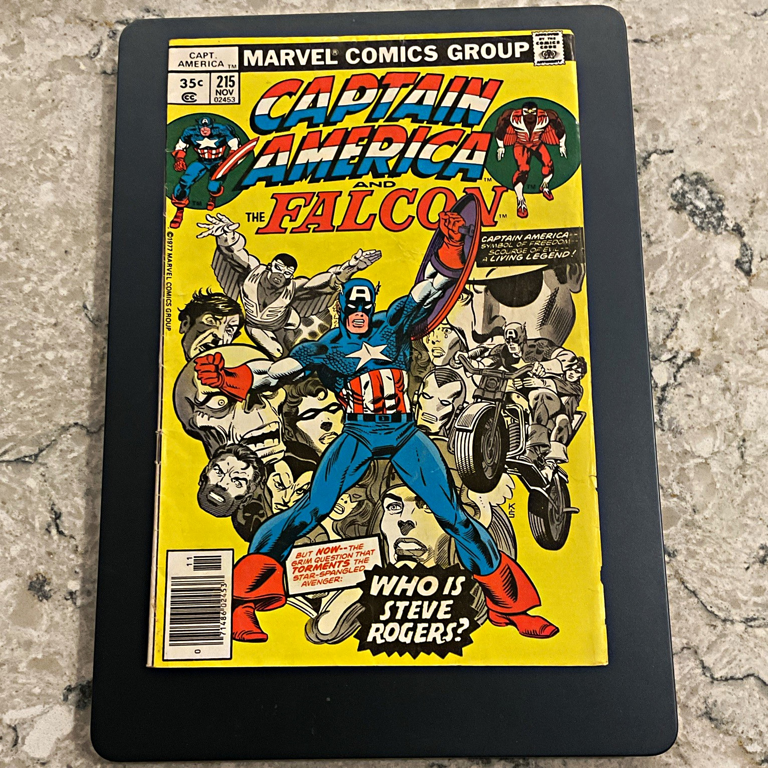 Marvel Comics Captain America and the Falcon #215 (1979) DeMatteis, Zeck Cover