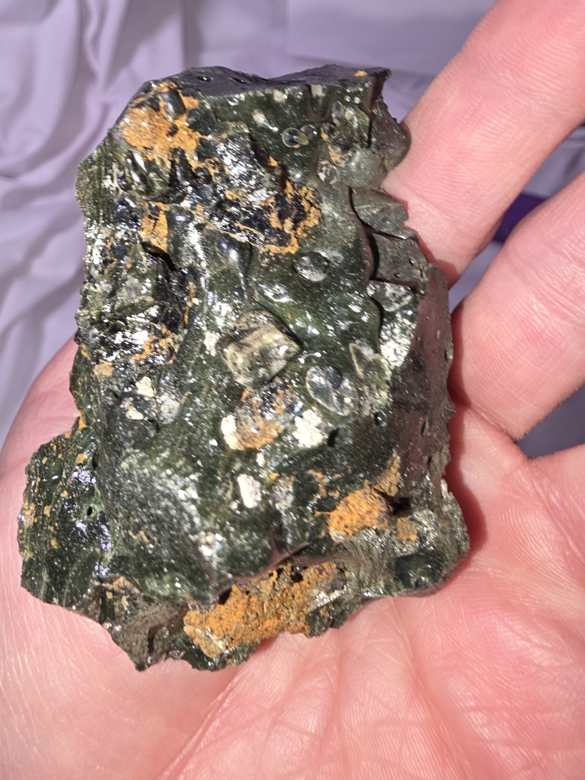 Rare Glossy Green Blue Iridescent Slag Glass Nug STRONG MAGNETISM 126g (4.4oz)