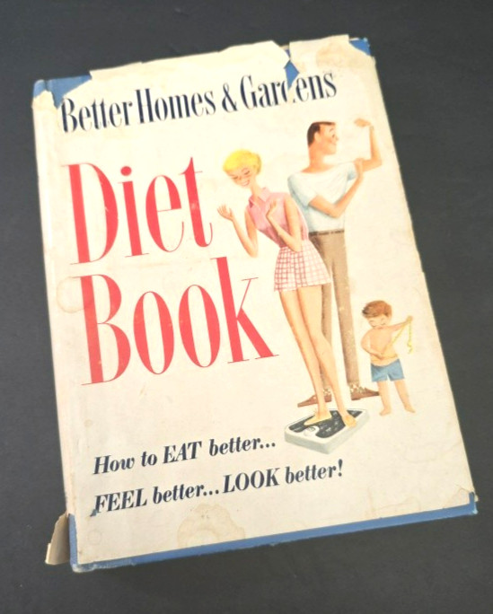 Vintage 1955 Better Homes and Gardens DIET BOOK First Edition Ripped Dust Cover