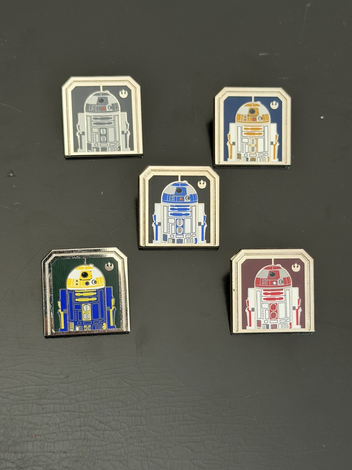 Full WDW Hidden Disney Star Wars 5 Pin Set 2024 Droids no chaser