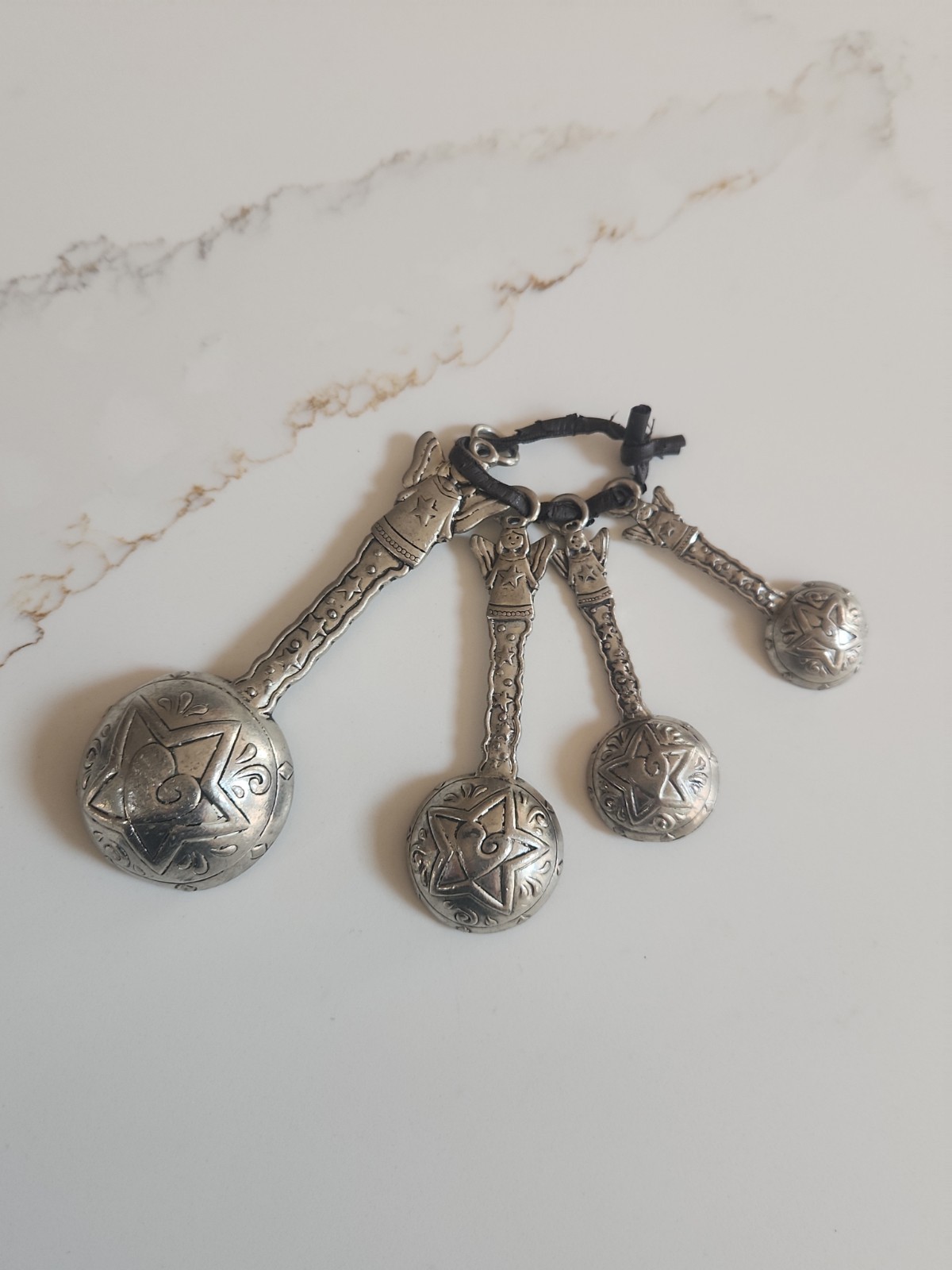 GANZ 4 Pc Angels Measuring Spoon Set Angels Hearts Wings Design