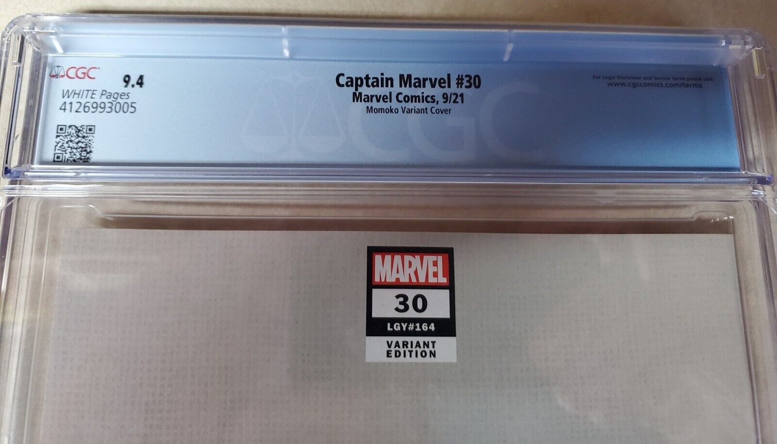 Captain Marvel Issue #30 Comic Book. Peach Momoko Variant Cover. CGC Graded.2021