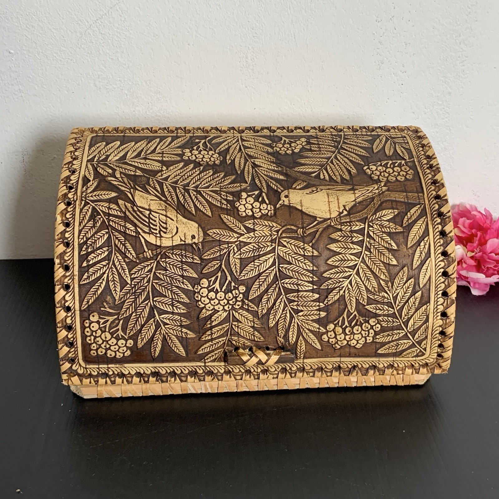 Birch Bark Bread Box – Russian Natural Hand Carved Anti Mold Bread Keeper