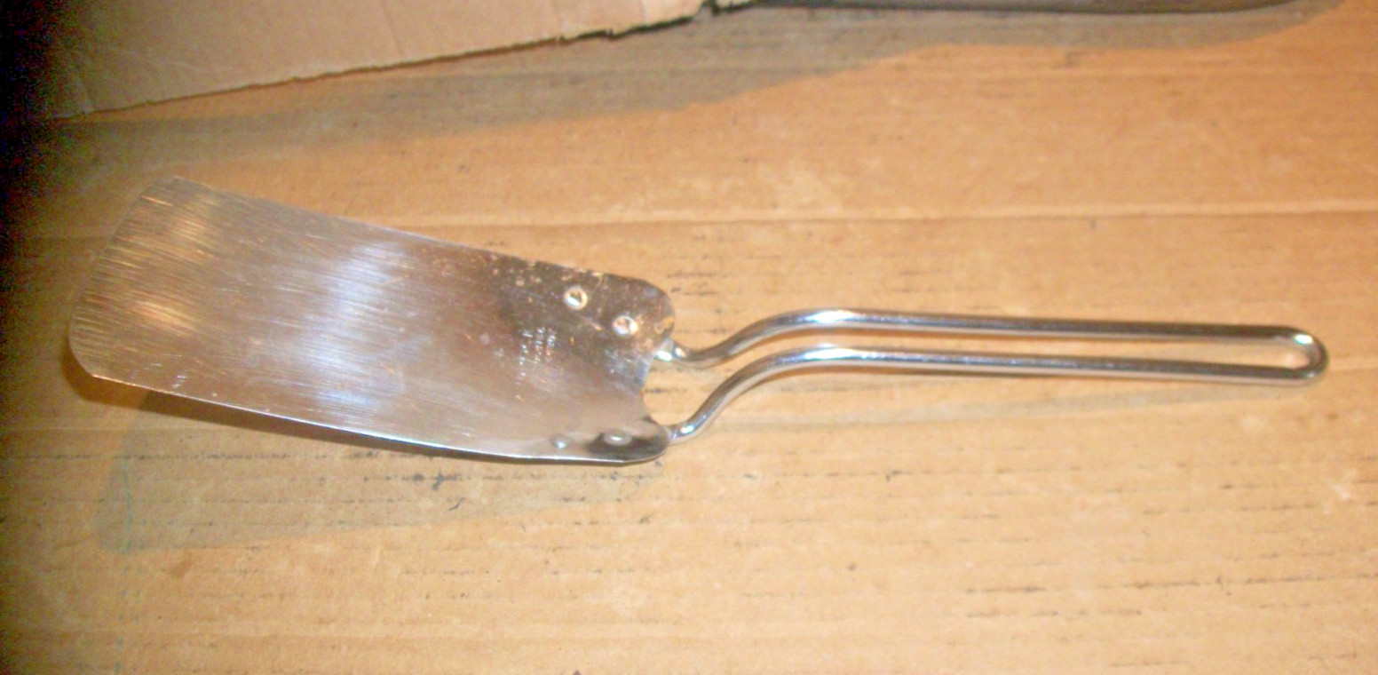 Vintage Androck Kitchen Spatula – Thin Flexible Blade – 11 3/4″ Inch