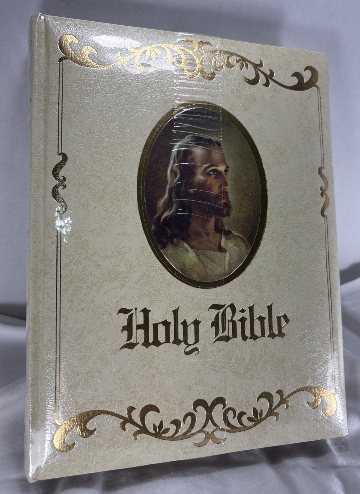 Royal Holy Bible Family Keepsake Edition King James Version New Sealed 11.5X8.5”