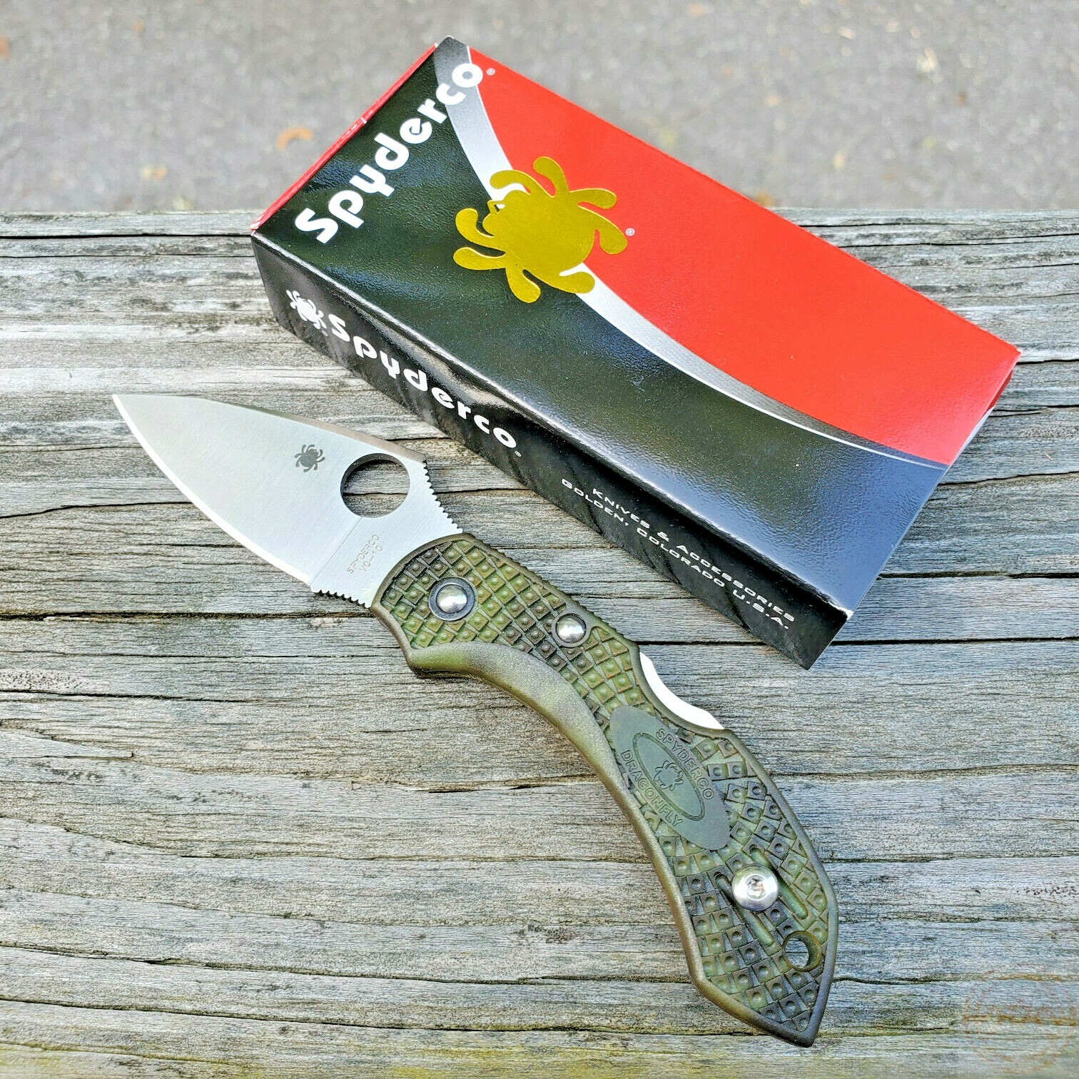 Spyderco Dragonfly 2 Lockback Folding Knife 2.25″ VG-10 Blade Camo FRN Handle