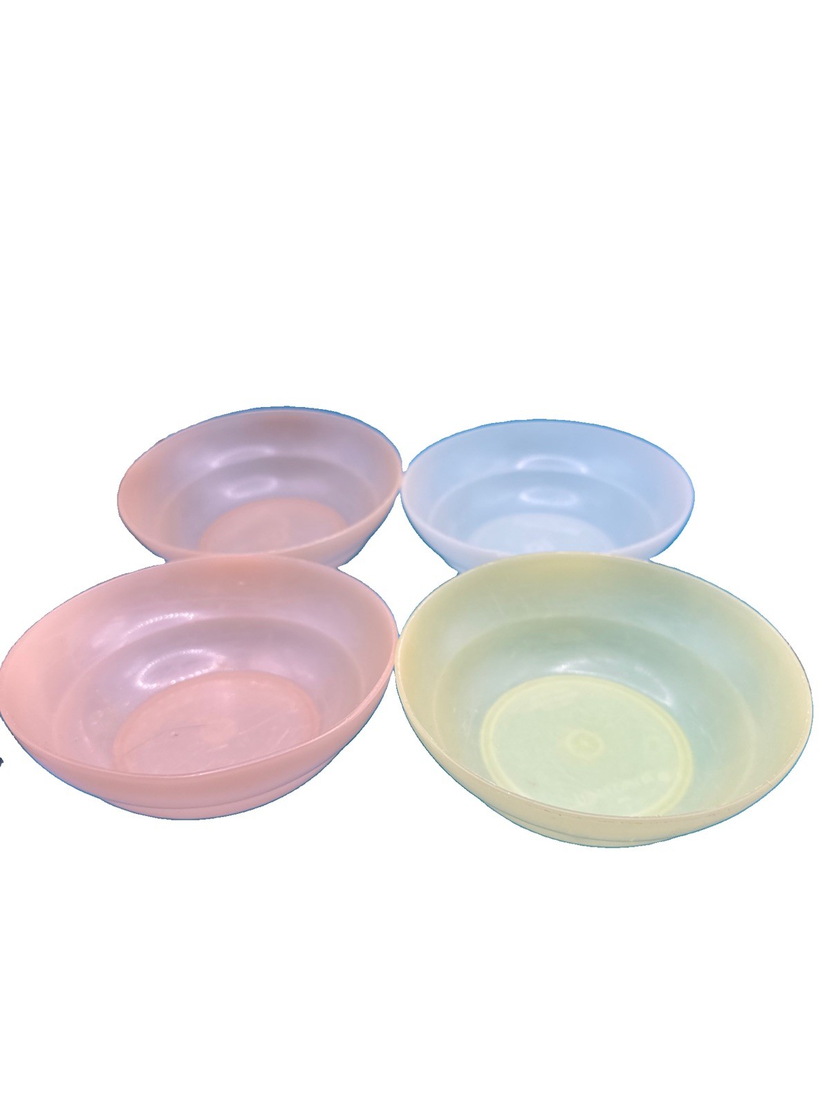 Tupperware – Vintage Cereal Bowls – Lot Of 4 Yellow Pink White Orange