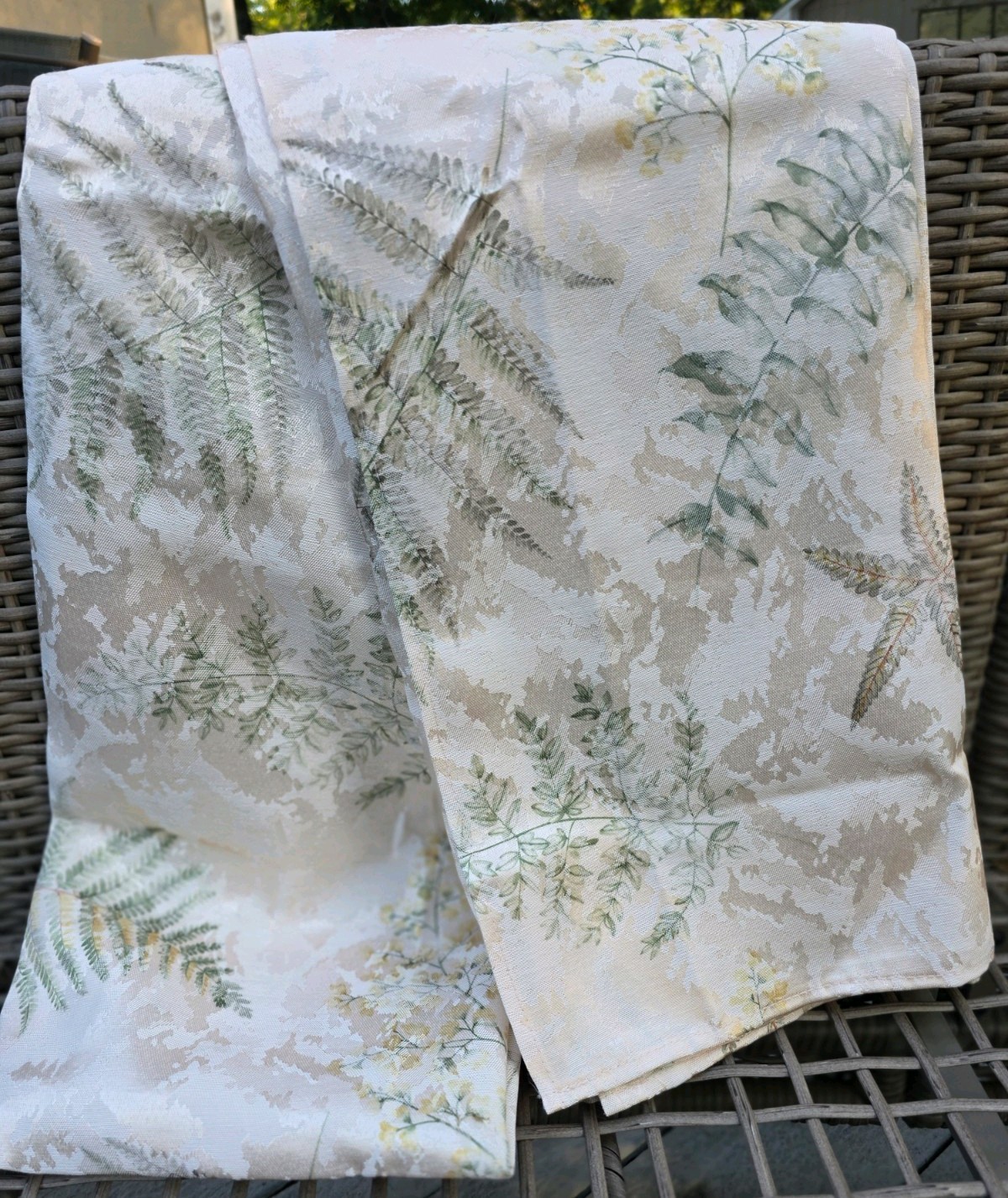 Vintage 60×102 Tablecloth Botanical Bardwil Damask Fern Cottagecore Linen
