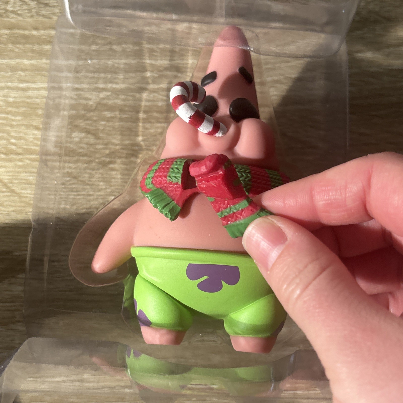 Funko Pop! SpongeBob PATRICK STAR (Santa Hat W/ Candy Cane) #454 FIGURE DAMAGED