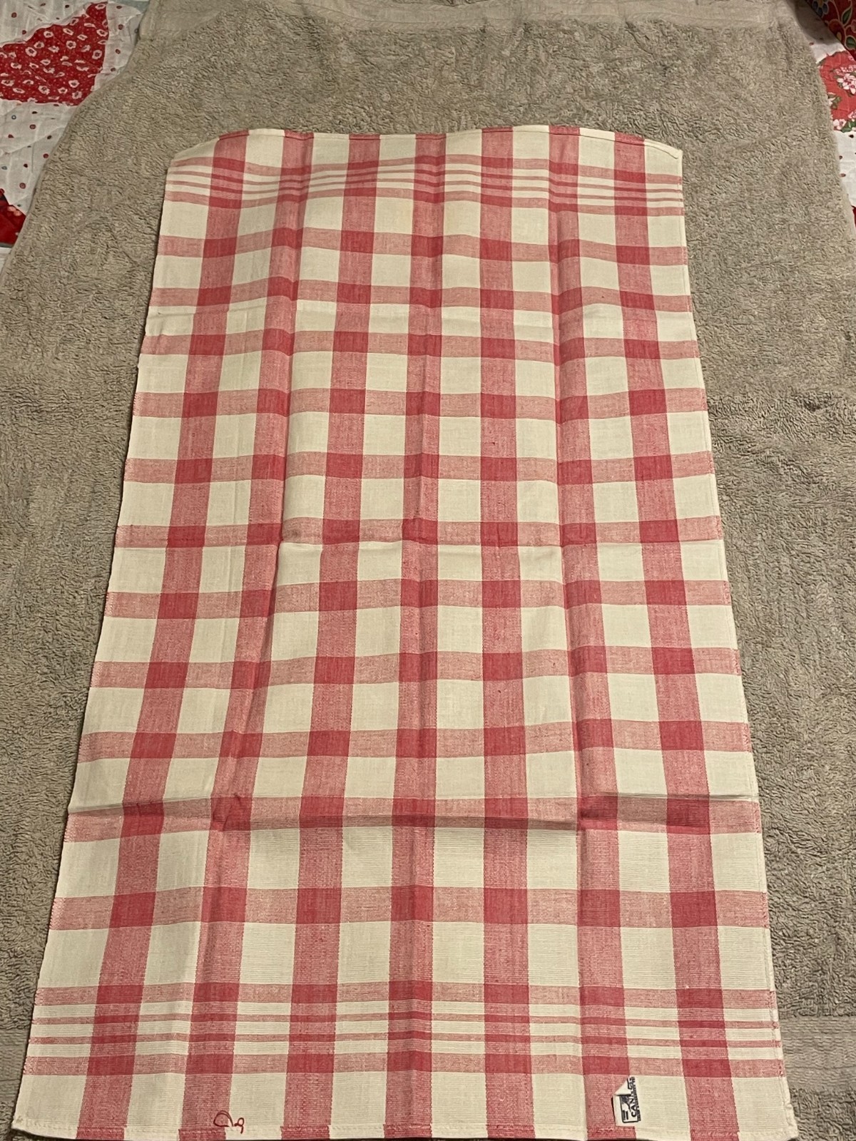 Cannon Dry Fast Red Checked Kitchen Towel Red and White
