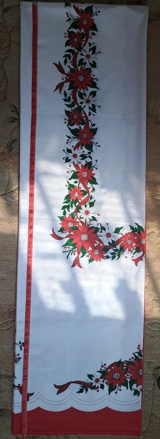 Christmas Tablecloth Poinsettia Garland Approx. 62″x 106″ Polyester Cotton Blend