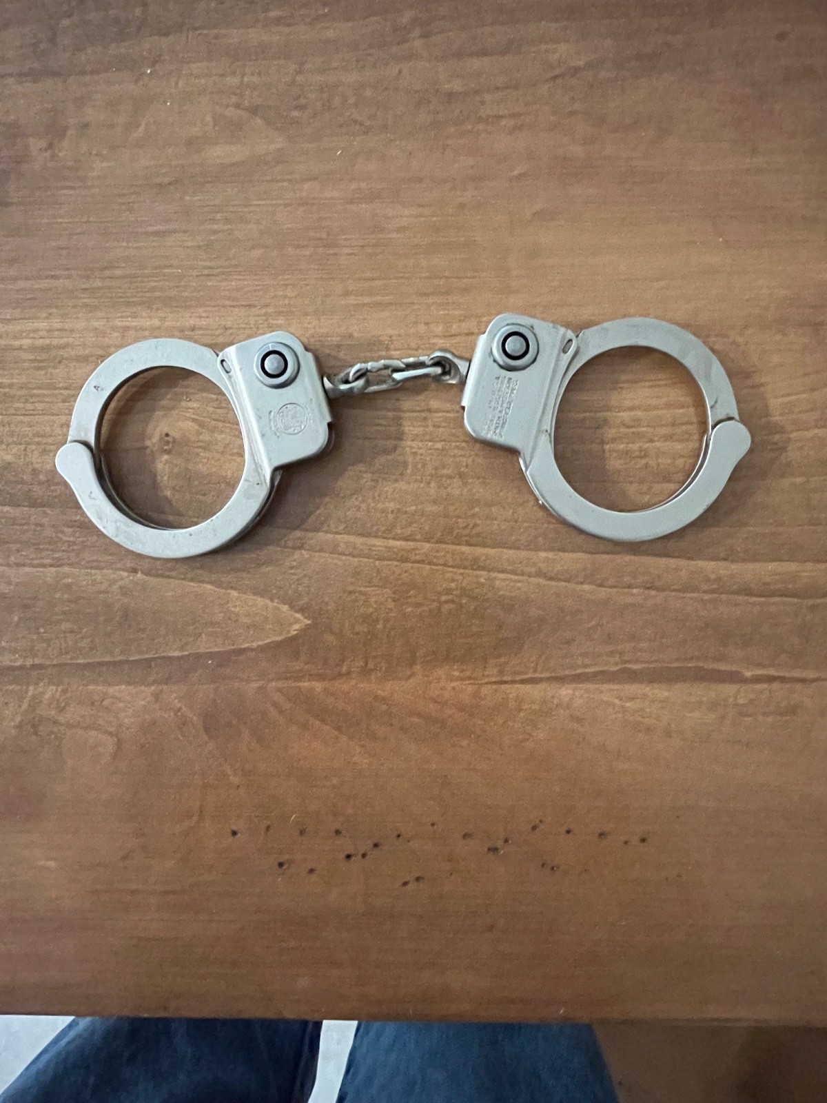Smith and Wesson model 94 max security handcuffs w/o key