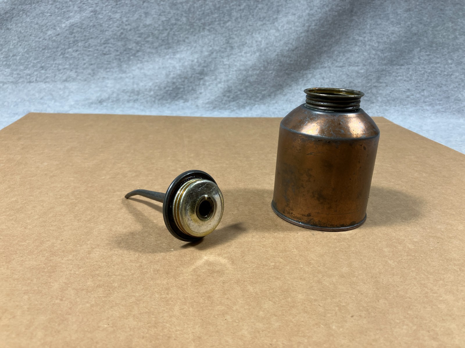 Vintage Metal Oiler Oil Can Copper Tone 10 oz 3-1/4″ Spout