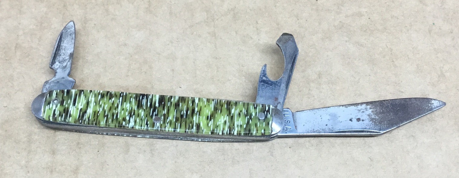 Vintage Green White Black Pocket Knife Smooth USA Signed……….[B15]