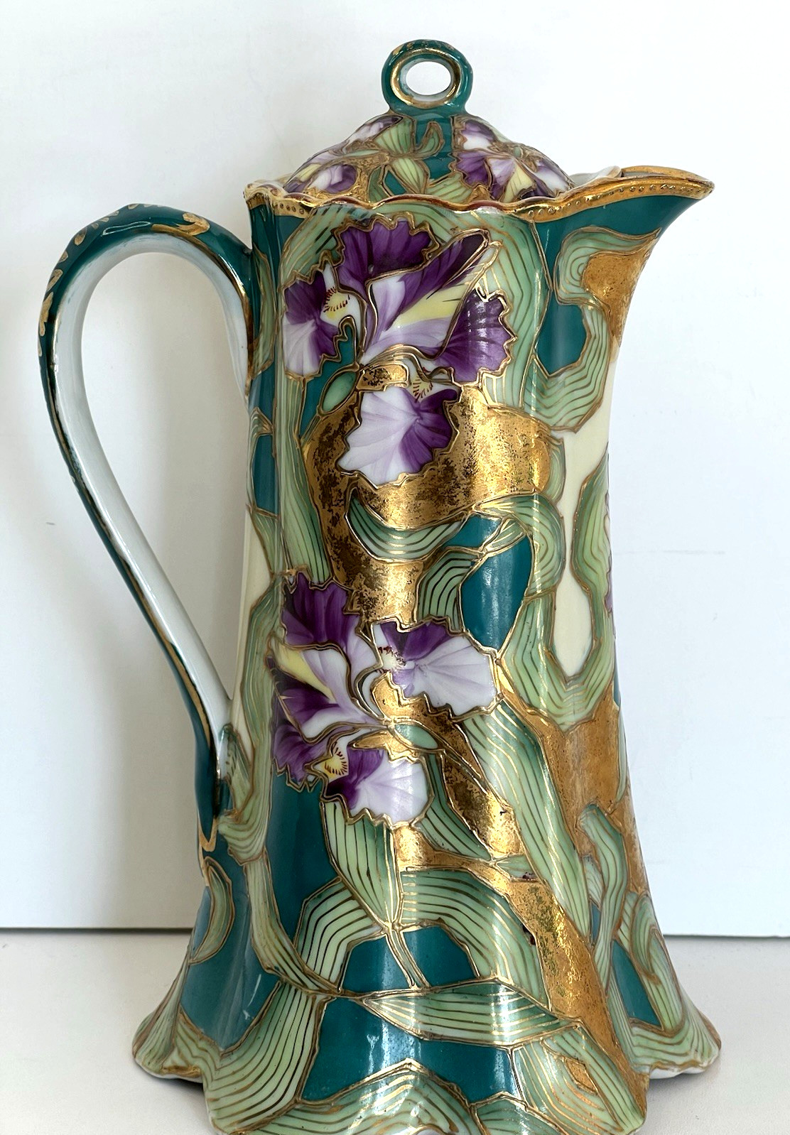 Antique Nippon Purple Iris Hand Painted Chocolate Pot Gilded Moriage 1900-1919