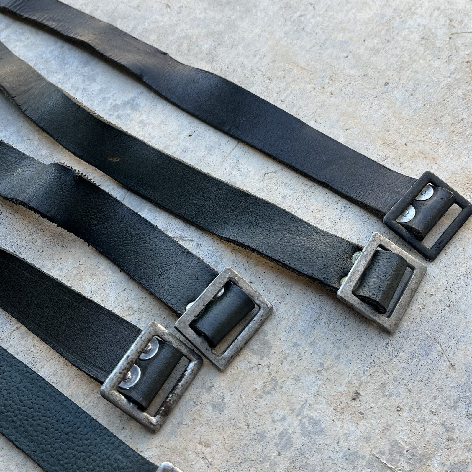 One (1) Issued WWII Finnish M91 M39 Original Leather Mosin Nagant Rifle Sling
