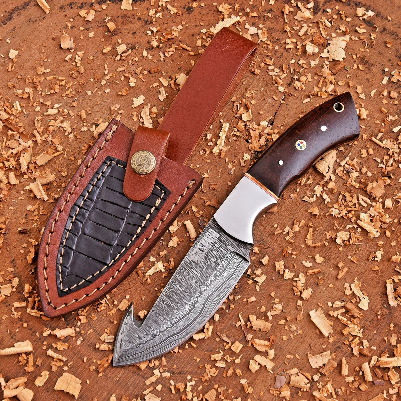 Outdoor Hunting & Skinning Knife – Damascus Steel Blade Gut Hook Hunting Knife