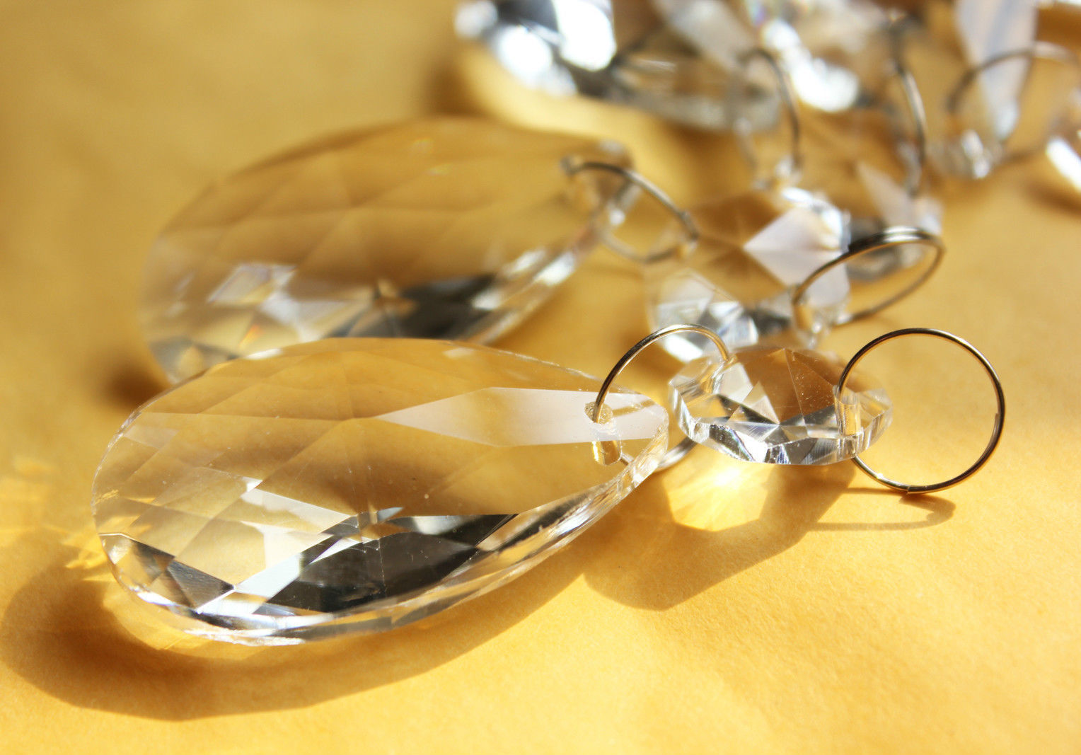 10PCS CLEAR CHANDELIER CRYSTAL LAMP PARTS GLASS PRISMS 38MM PENDANT DROPS