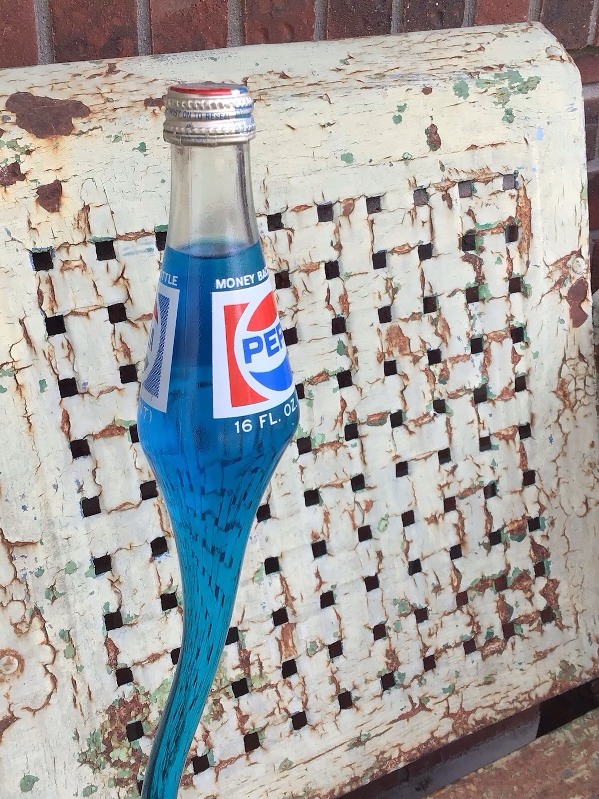 Vintage 20” Tall Pepsi Stretched Glass Soda Bottle Art Fair Carnival Prize 16 Oz