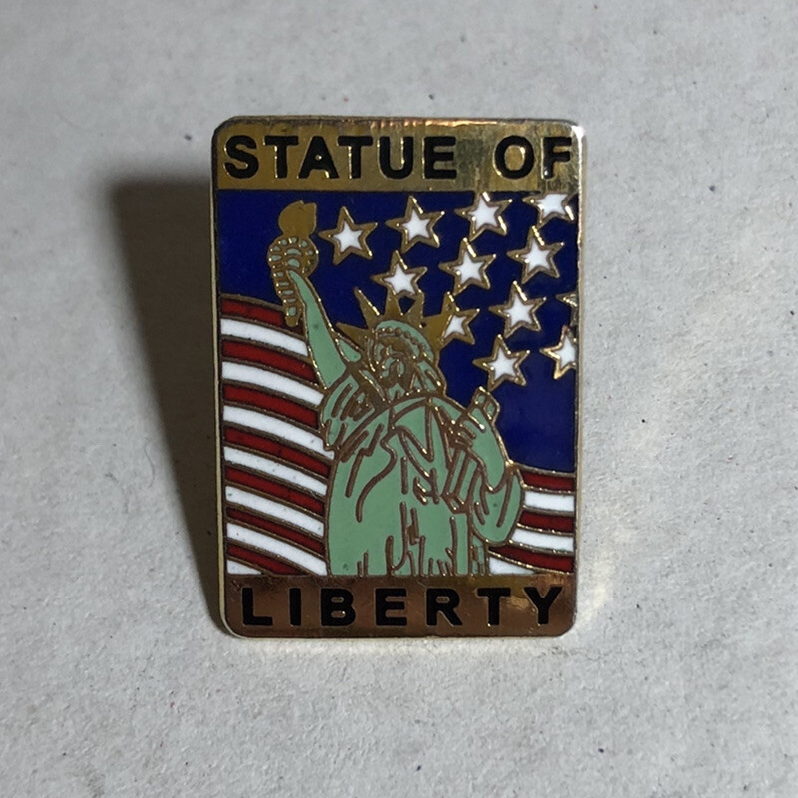 Enameled Metal Statue Of Liberty Souvenir Lapel Pin Pinback