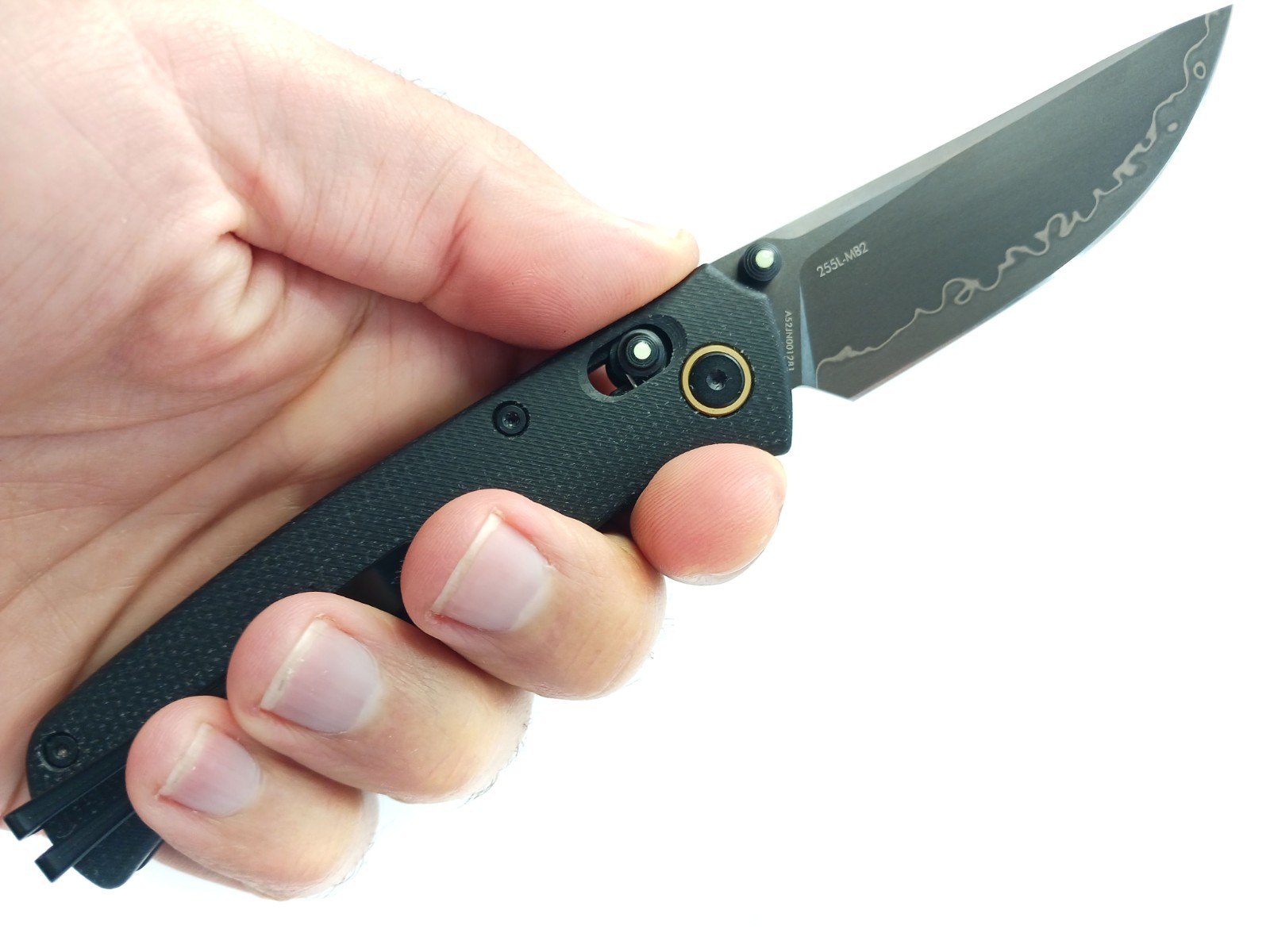 SRM 255L-MB2, Black Micarta, glow T.studs, axis lock- Laminated 140Cr Steel