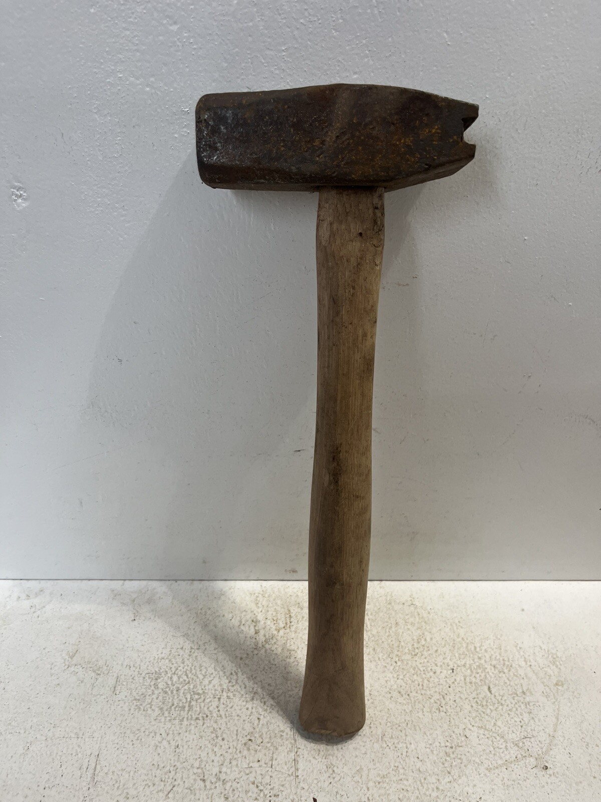 – Blacksmiths Hammer 2.5 Pounds Vintage Hand Tools