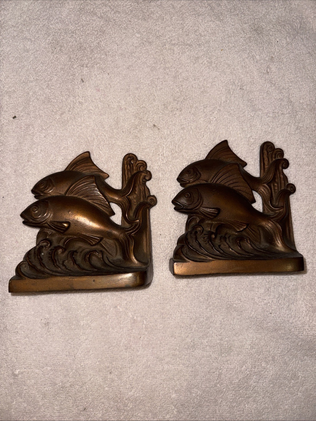 Antique Hubley Two Fish In Waves Bookends Cast Iron Bronze Art Deco 4482
