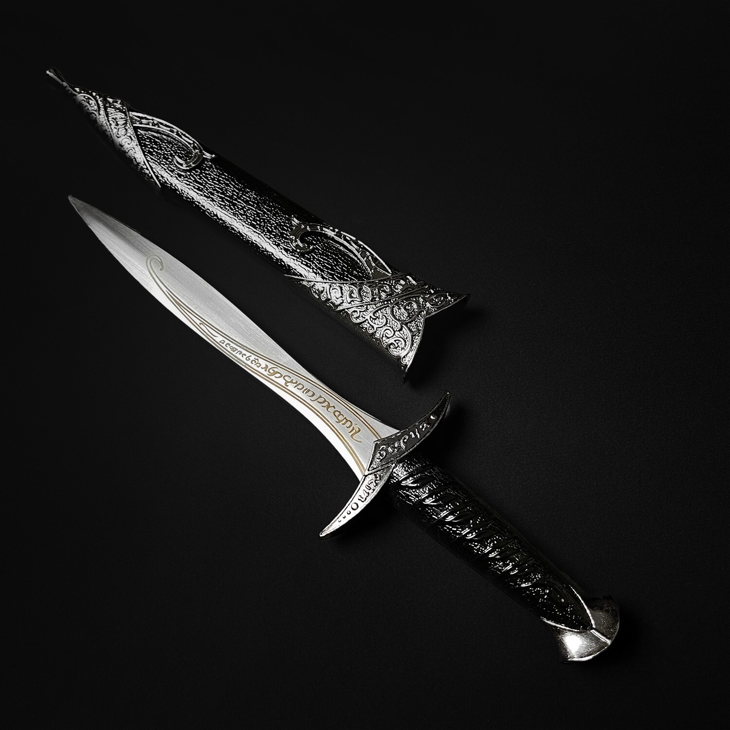 11″ The Hobbit Fantasy Black Sword Dagger Replica (Sting)