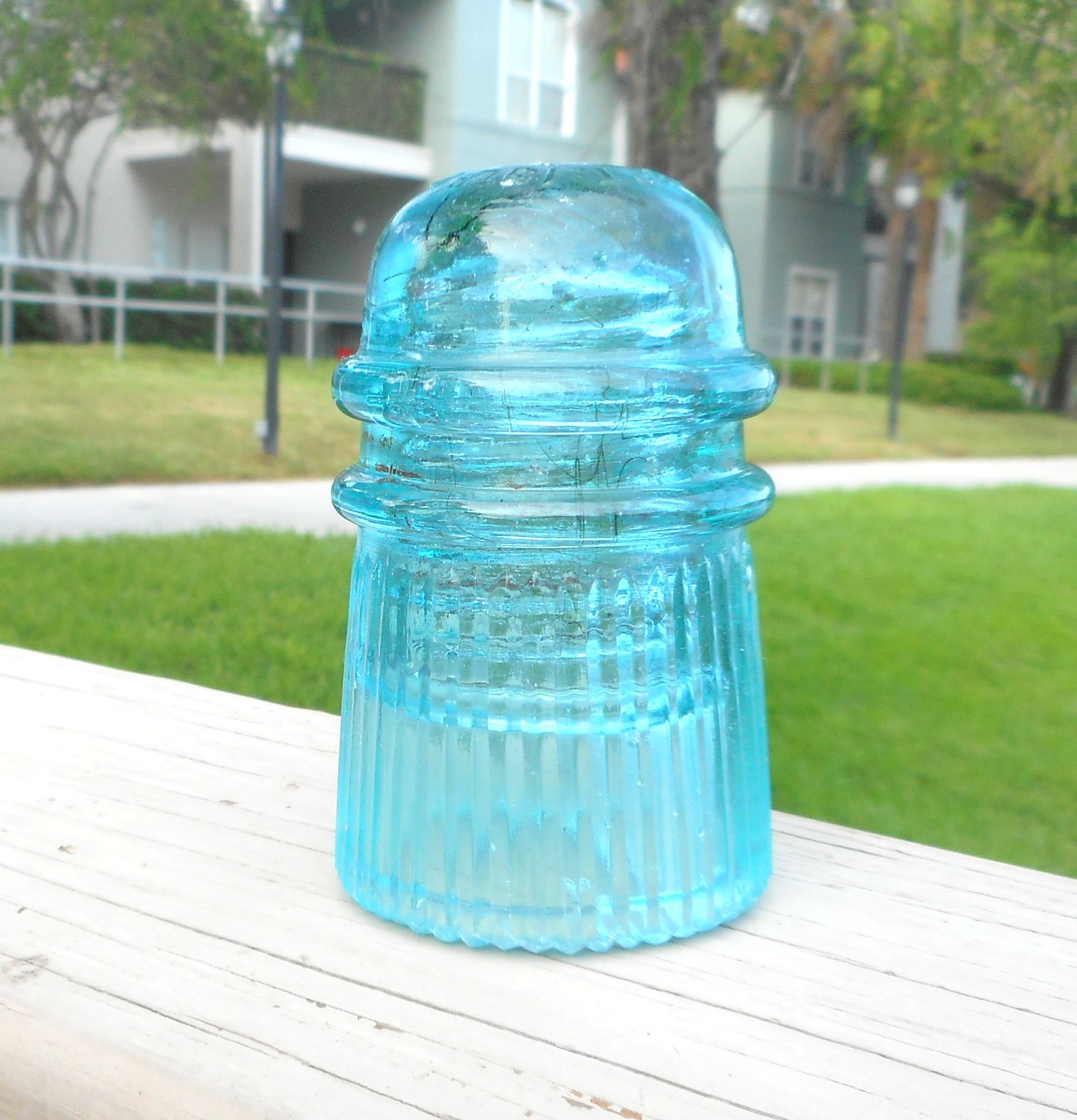 NICE BLACK SWIRLS LIGHT AQUA CD 121 PATENT OTHER PLEATED SKIRT GLASS INSULATOR