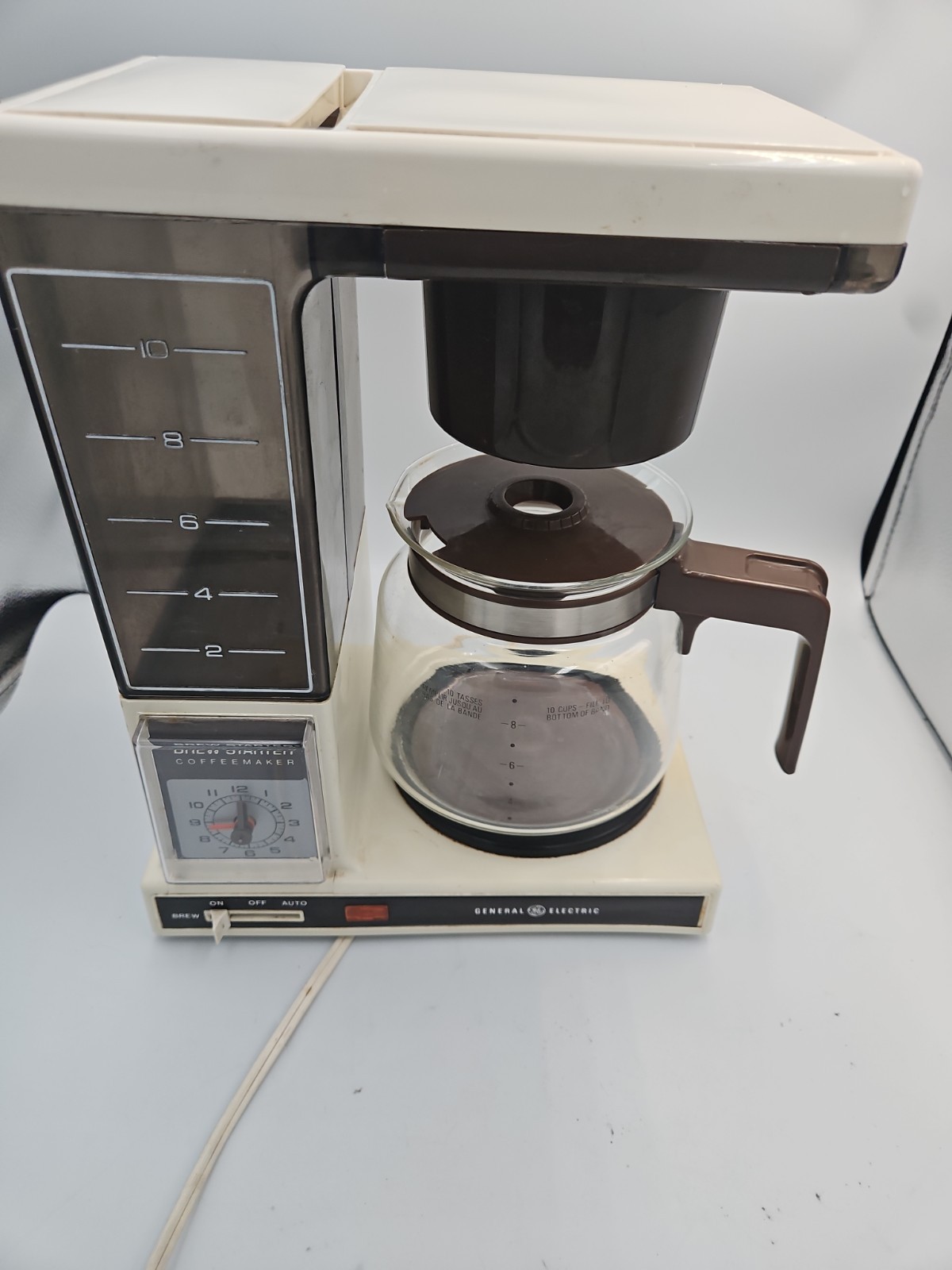 Vintage General Electric Brew Starter Coffee Maker 10 Cup Auto Timer White USA