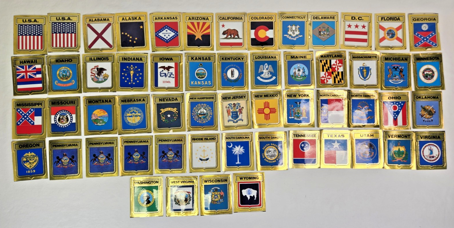 Set Of 52 1970’s Gulf Oil Co USA State Flag Medallion 3 1/4″ x 4″ VG In Mailer