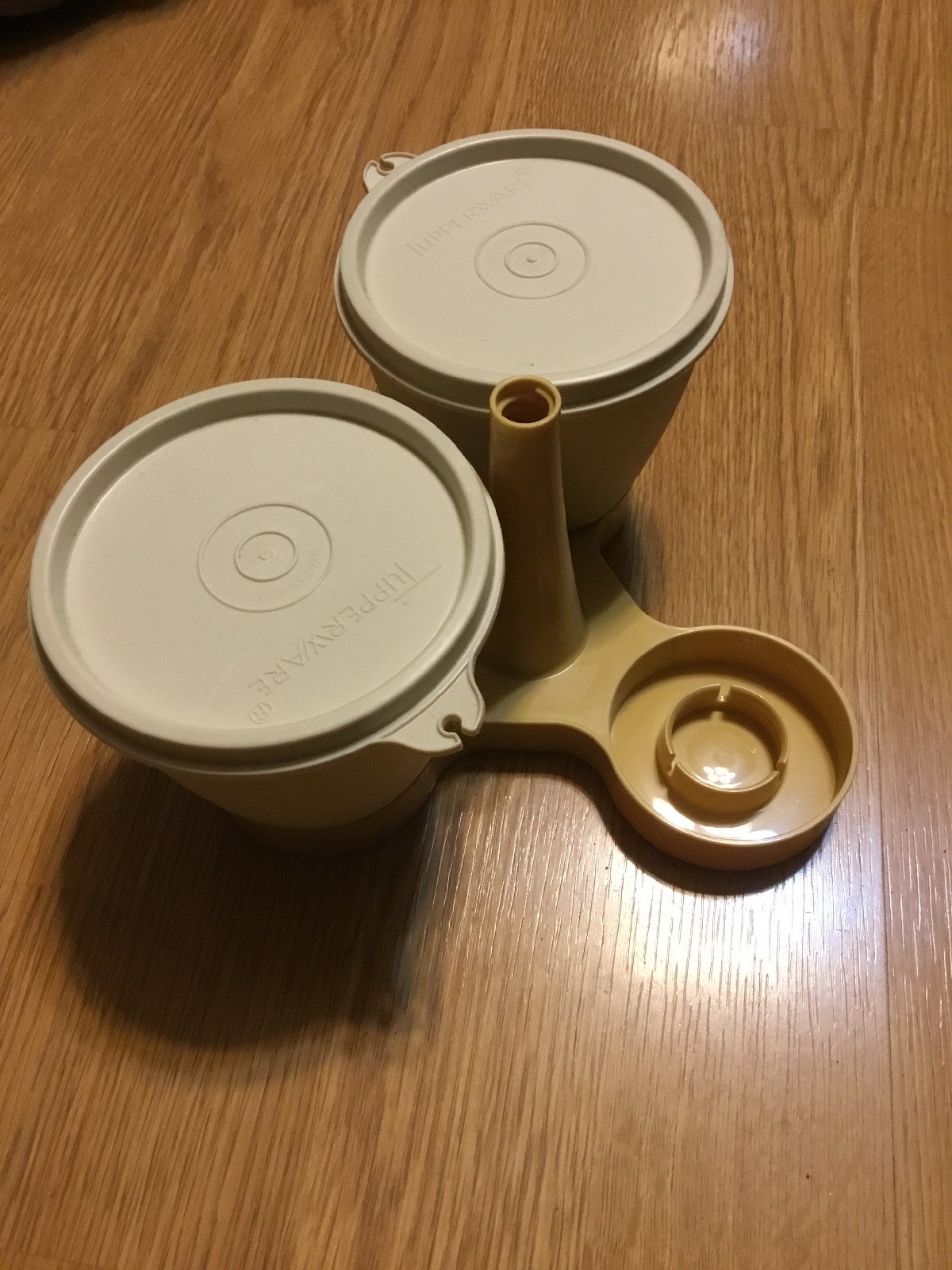 Tupperware – Vintage Serv ‘N Store Condiment Caddy Trio Set Harvest For Parts