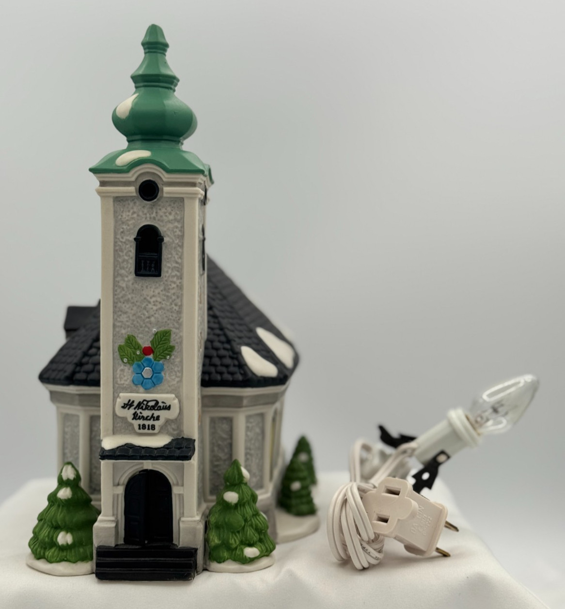 Dept 56 Alpine Village Series “St. Nikolaus Kirche” #5617-0 Heritage Village