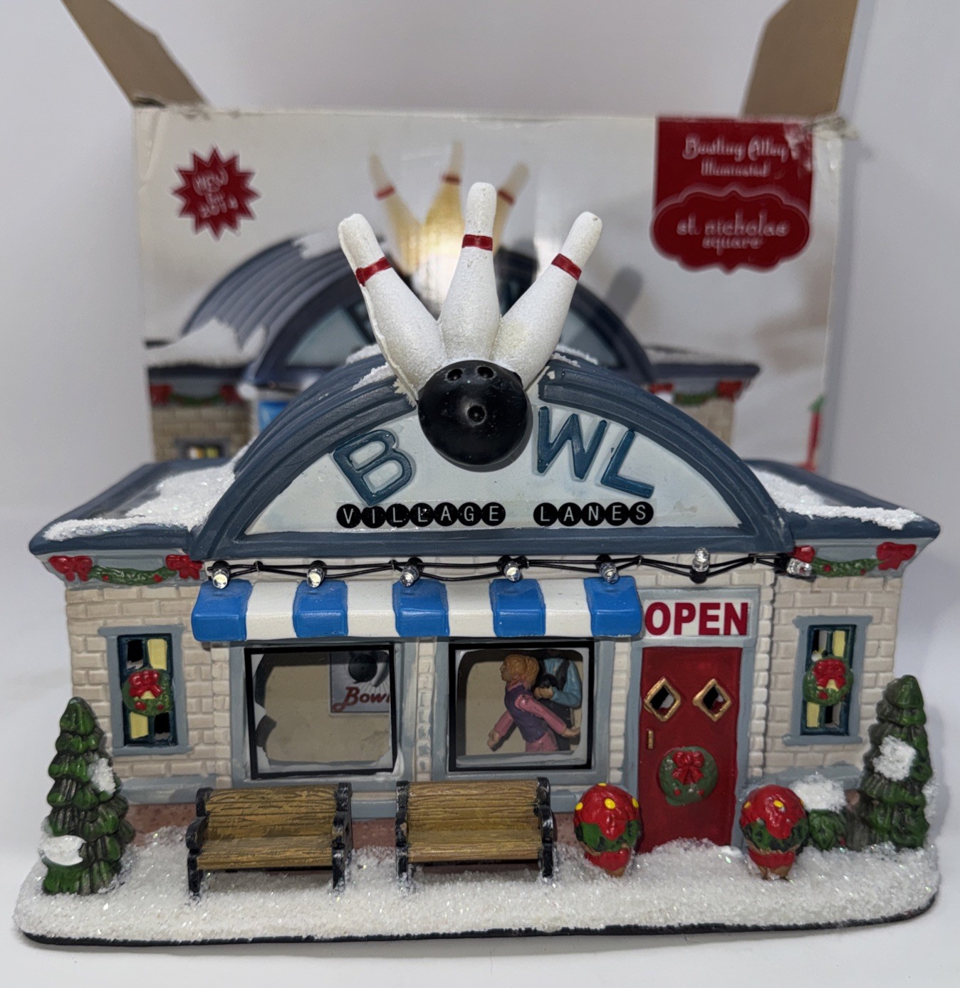 St Nicholas Square Village Bowling Alley 2014 Retired Christmas Village Untested