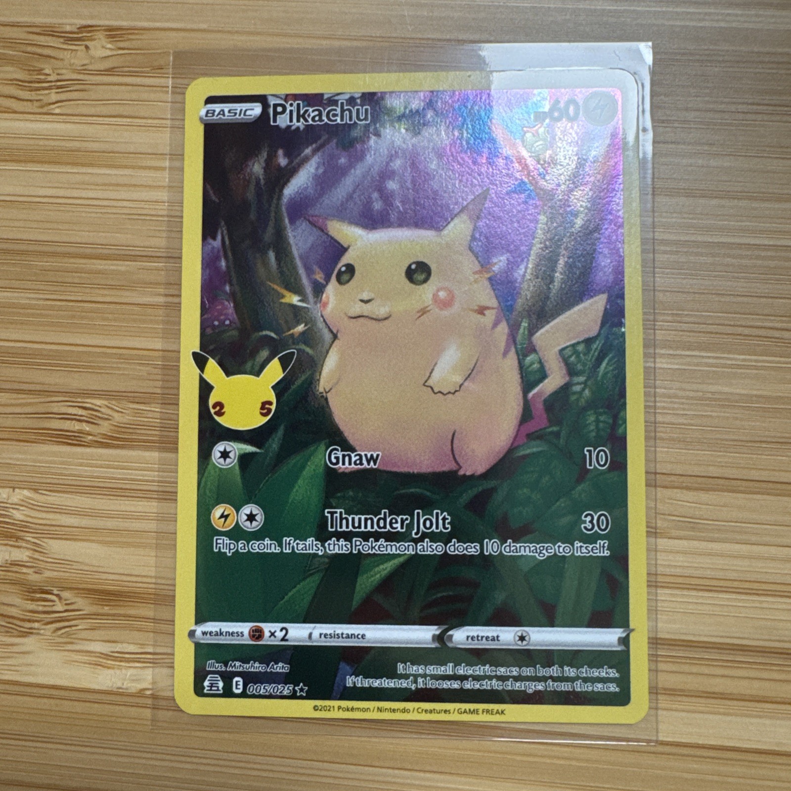 Pikachu 005/025 – Holo Rare – Celebrations Pokemon Card NM