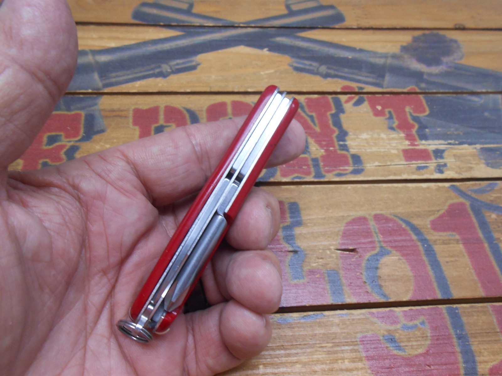 Victorinox Tinker Swiss Army Knife 91mm Red
