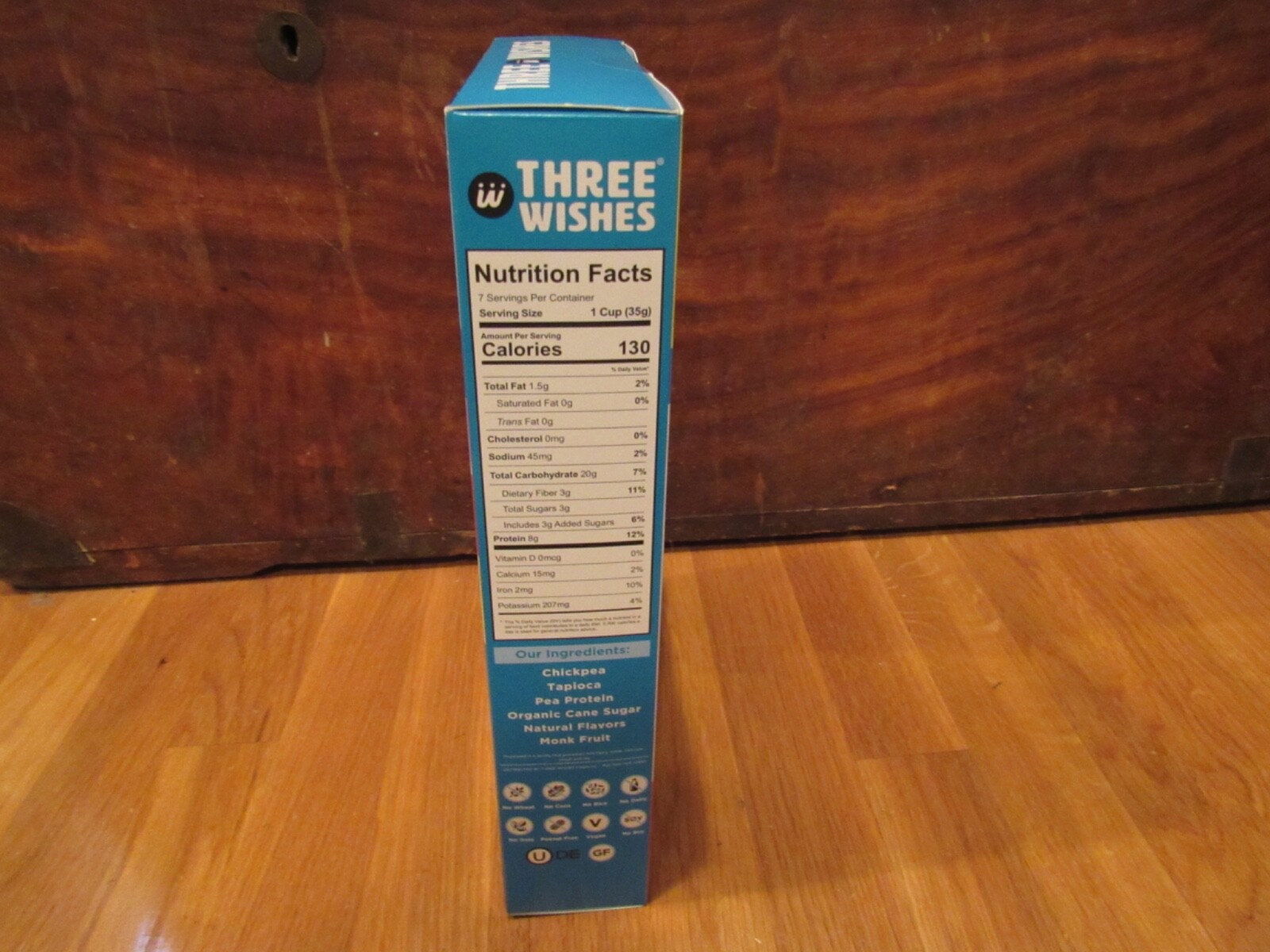 RARE SEALED FLUFFY DESPICABLE ME 4 THREE WISHES LIMITED EDITION PROMO CEREAL BOX