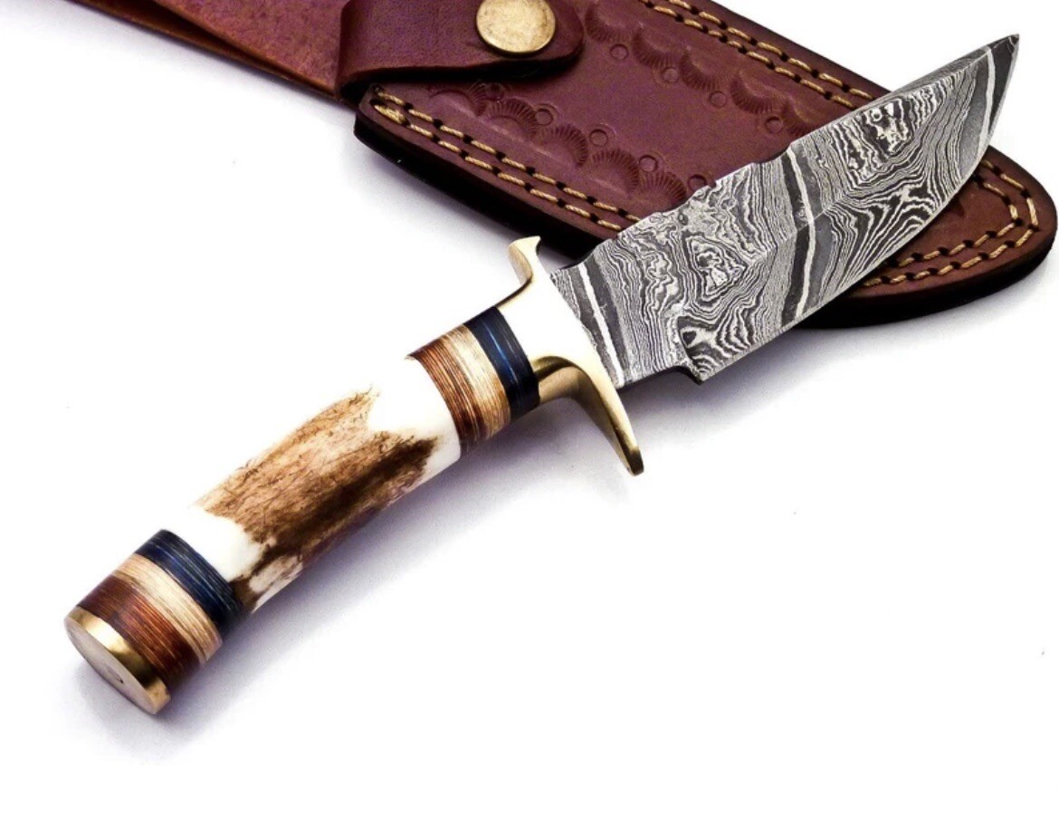 8″ CUSTOM HANDMADE DAMASCUS HUNTING SKINNING KNIFE DEER STAG Handle Brass Guard